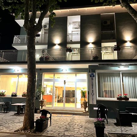 Blue Loft Hotel Cesenatico Exteriör bild