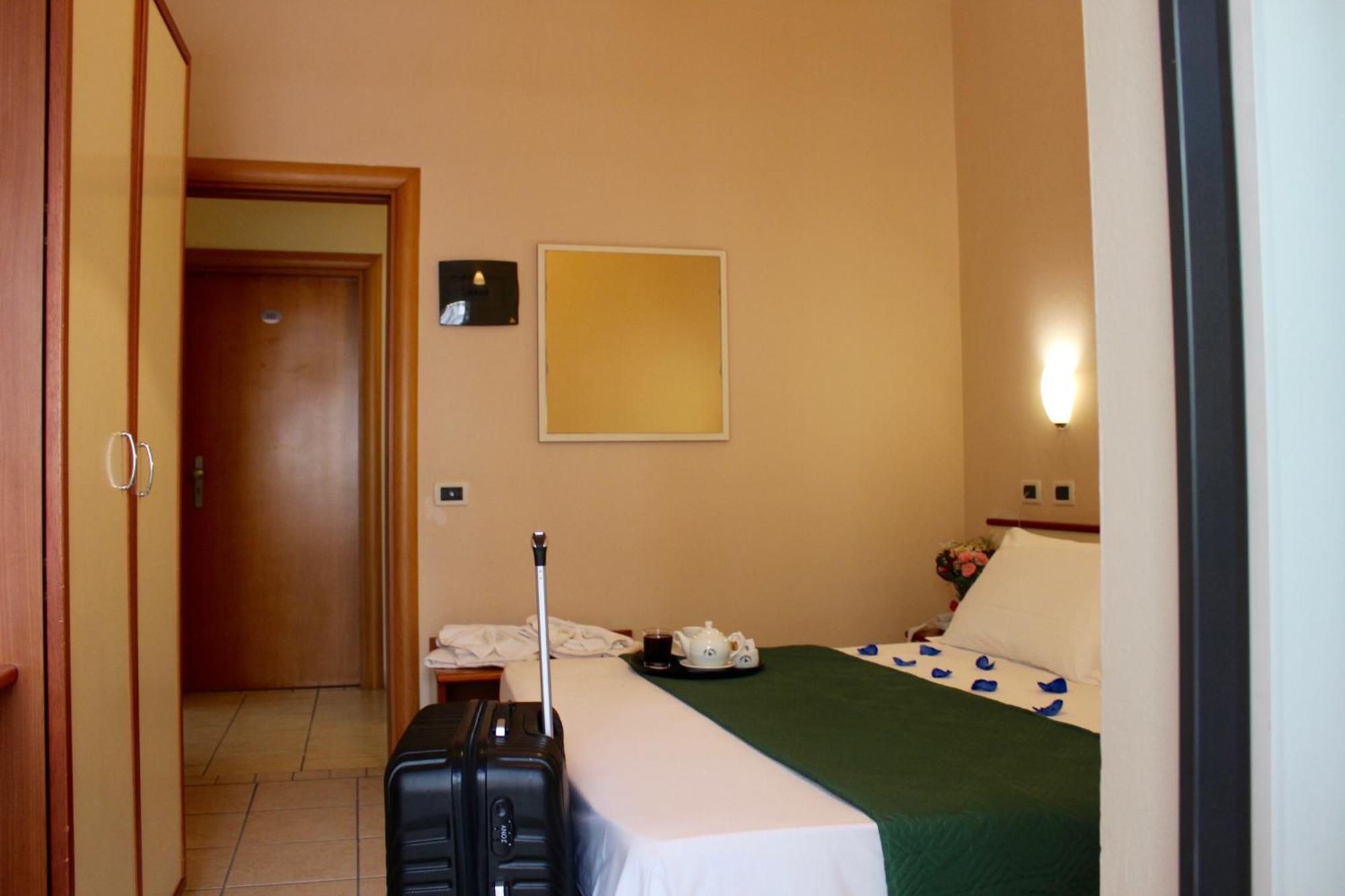 Blue Loft Hotel Cesenatico Exteriör bild