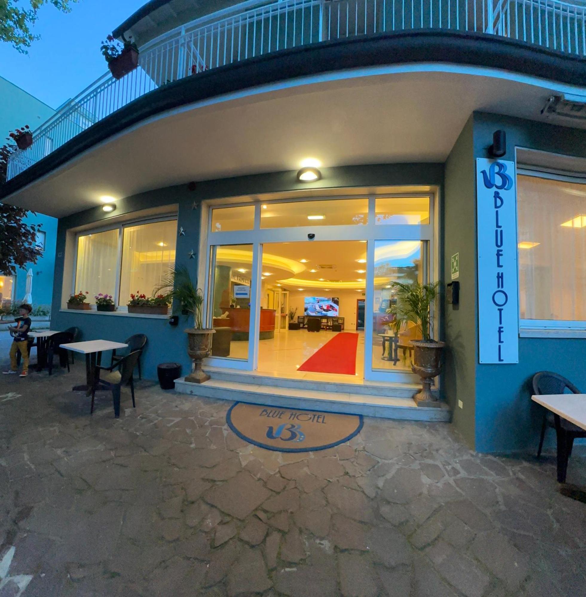 Blue Loft Hotel Cesenatico Exteriör bild